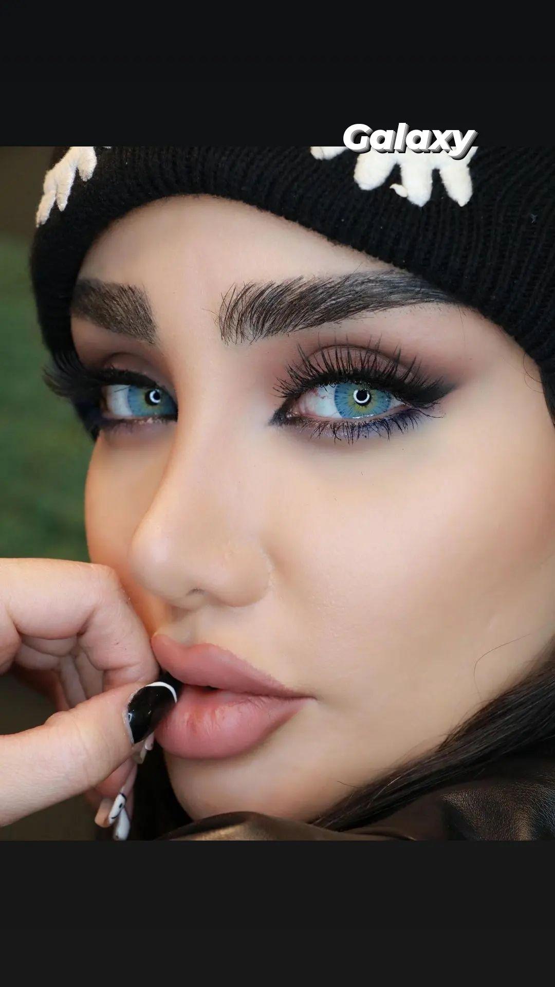 Galaxy Lens Hangi Gözlere Yakışır? Açık Mavi-Yeşil Stil Rehberi