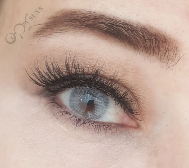hareli gri tonu, renkli lens, lausel lens, haresiz lens, yeşil renkli lens, gri renkli lens, doğal renkli lens, lausel lens, mavi renkli lens, hareli mavi tonu,haresiz yeşil tonu, haresiz yeşil renk lens, haresiz ela tonu, haresiz ela renkli lens,